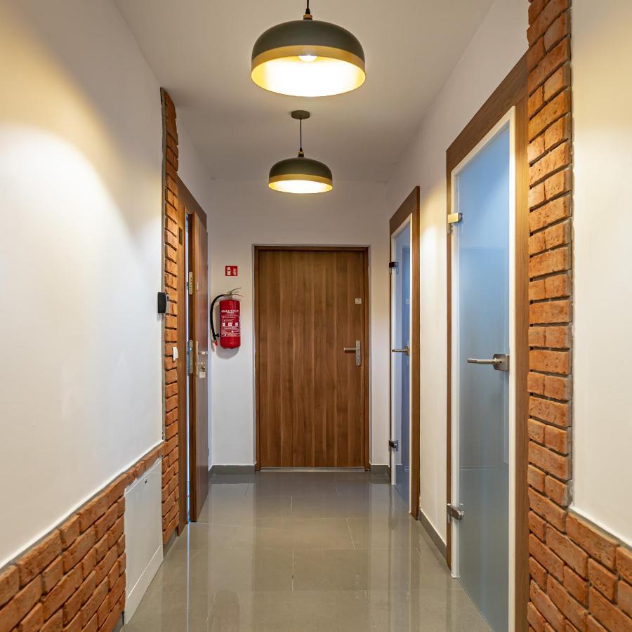 Velo Apartamenty チョルシュティン エクステリア 写真