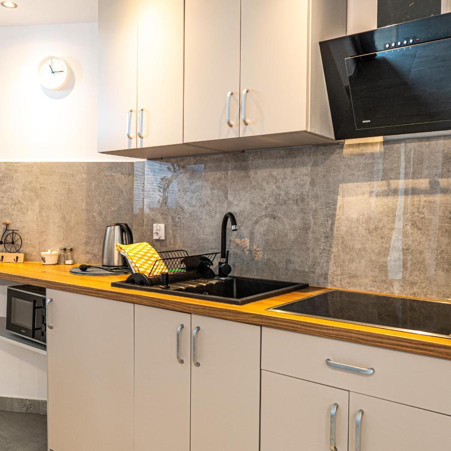 Velo Apartamenty チョルシュティン エクステリア 写真