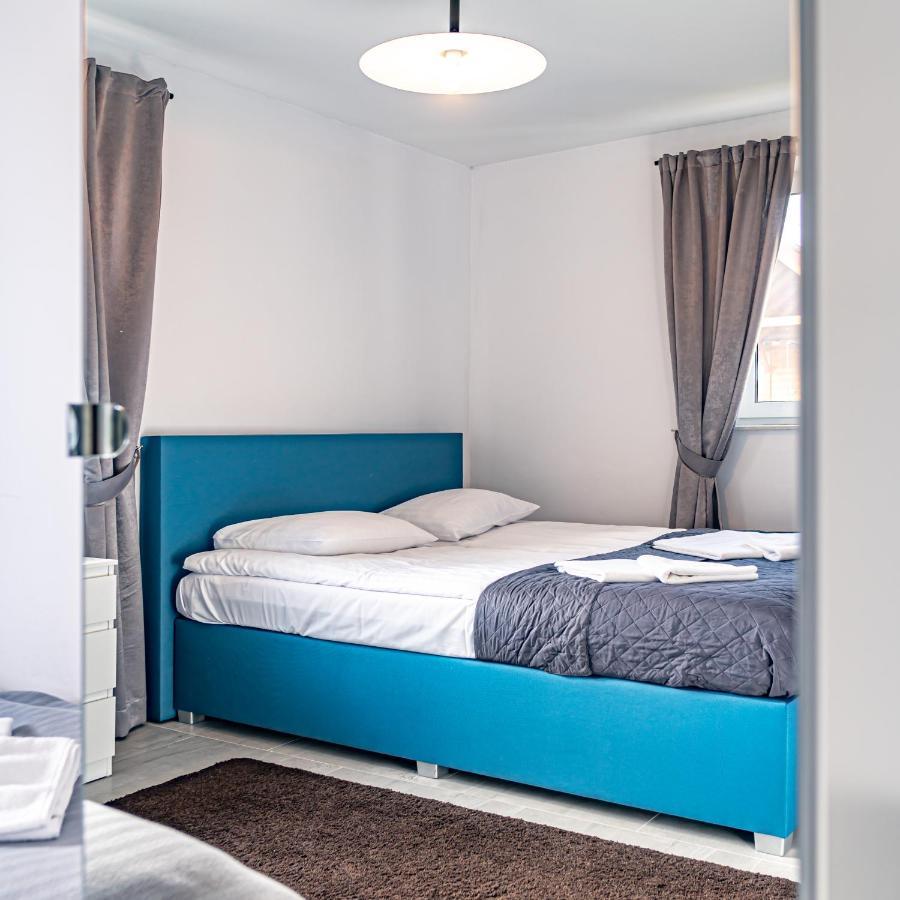 Velo Apartamenty チョルシュティン エクステリア 写真